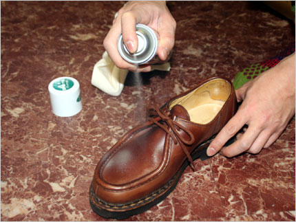 シューケア・フットケア・靴お手入れ用品のR＆D：ウォーリー　ＷＯＬＹ　ウオーリー