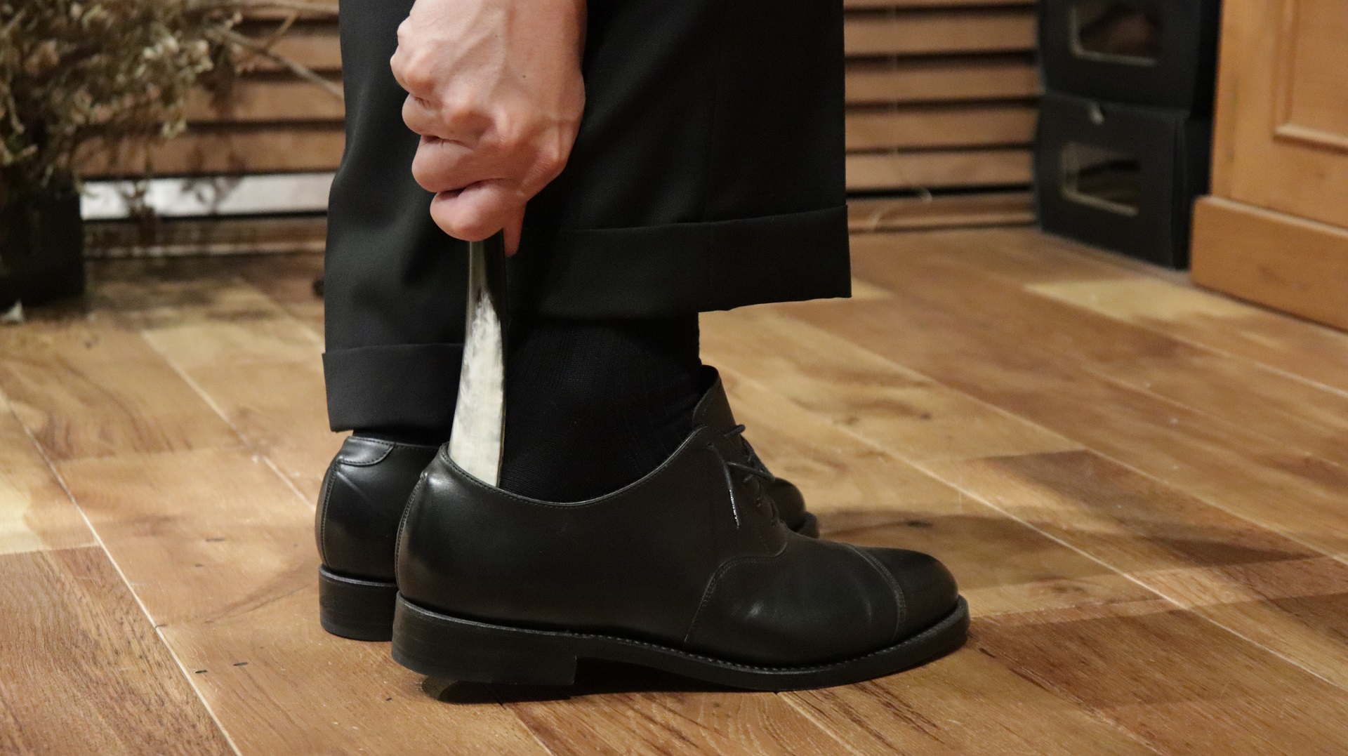 靴べらを使わないとどうなる？